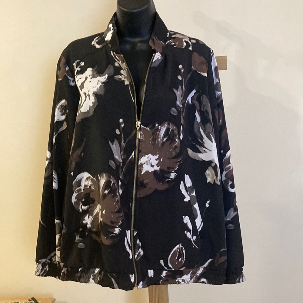 Light Jacket SUSAN GRAVER Size 2XL